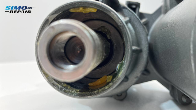 JA103OEM(RHD) NEW CONDITION RHD Steering rack Jaguar XE X760. Distributor length 74 mm