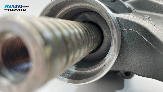 LR103R(RHD) Steering Rack LAND ROVER DISCOVERY V