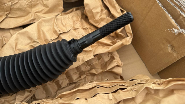 VW117OEM(RHD) NEW RHD Steering rack Volkswagen Crafter SZ, SY, Bova TGE UY with electric power steering